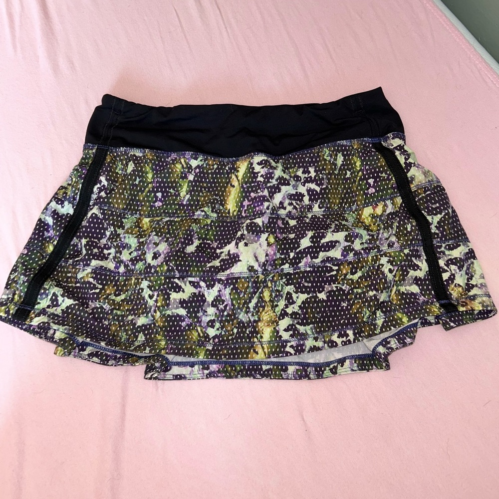 Lululemon Pace Rival Skirt II Floral Sport Purple Green Gold Size 4 Reg Skort